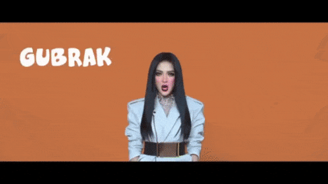 Manjanya Syahrini di Video Klip 'Gubrak Gubrak Gubrak Jeng Jeng Jeng' (31735)