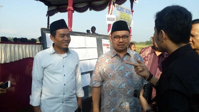 Sudirman Said Memantau TPS (Foto: Istimewa)