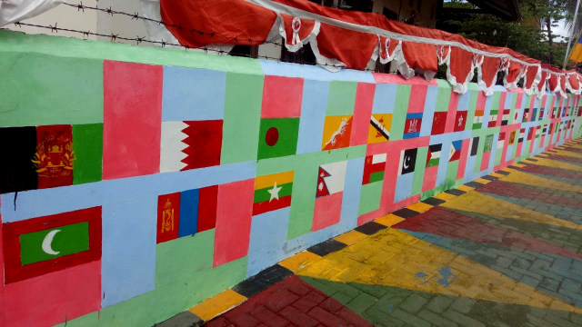 TPS 10 Kampung Asian Games di Palembang. (Foto: Adhim Mugni/kumparan)