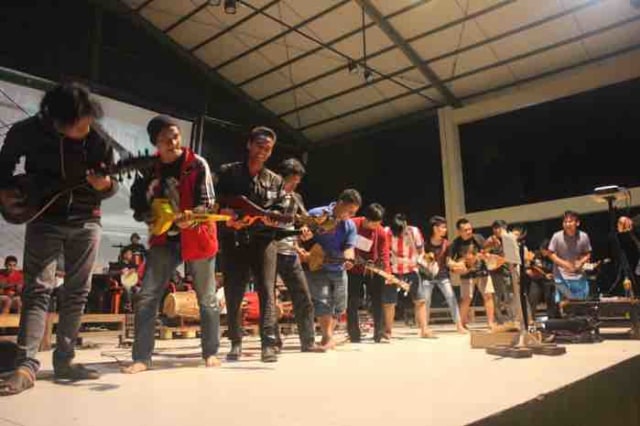  Alat  Musik Panting Dari Kalimantan  Selatan  Berbagai Alat 