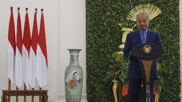 Joint Press Statement Jokowi-Mahathir. (Foto: Yudhistira Amran Saleh/kumparan)