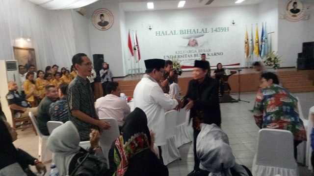 Prabowo datang di Halal Bihalal (Foto: Rian/kumparan)