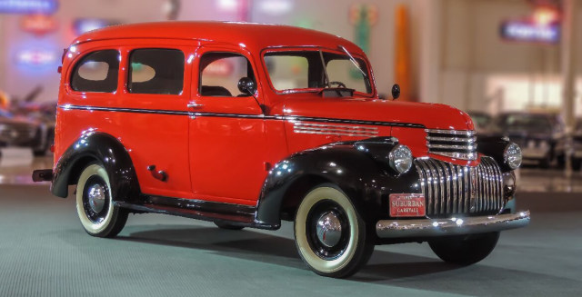 Chevrolet Suburban 1946 (Foto: dok. Chevrolet)