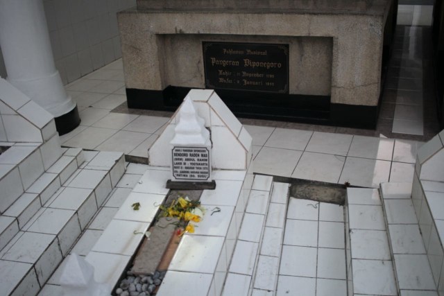 Makam Pangeran Diponegoro di Makassar (Foto: Makassar Indeks)