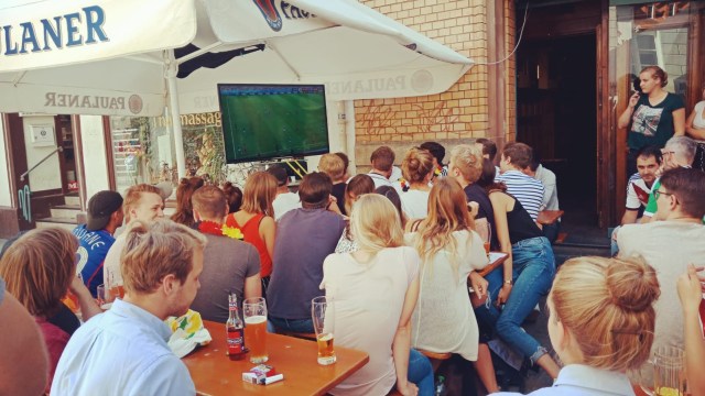 Warga Jerman nobar Piala Dunia 2018. (Foto: Daniel Chrisendo/kumparan)