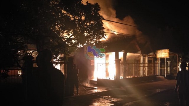 Kebakaran Pabrik Mebel di Bojonegoro, Kerugian Capai 500 Juta