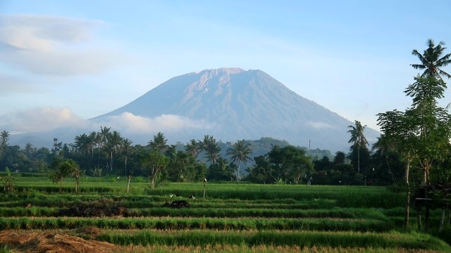 Kondisi Gunung Agung saat ini setelah erupsi. (Foto: Dok. Istimewa)
