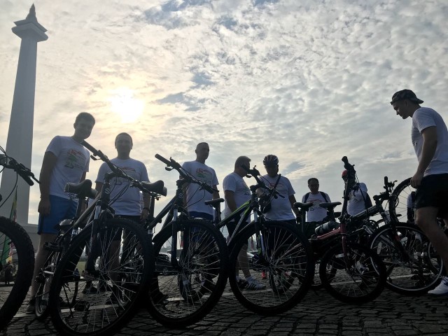 Fun Bike Meng-gowes Ulang Tahun Perak Indonesia - Belarus (1)