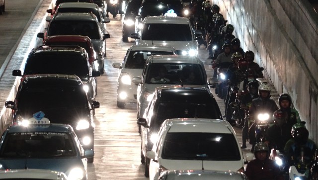 Ilustrasi Kemacetan Malam Hari (Foto: Helmi Afandi/kumparan)
