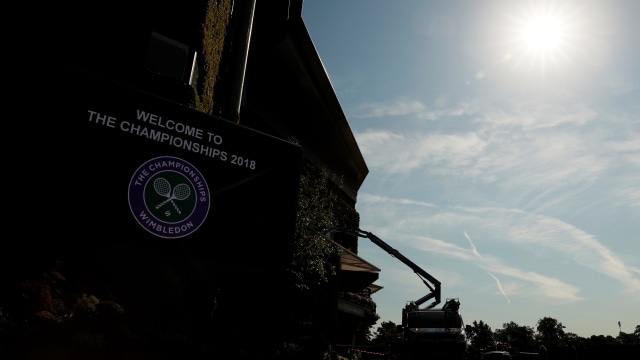Persiapan Wimbledon 2018. (Foto: REUTERS/Andrew Couldridge)