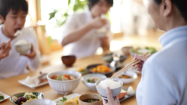 Aturan makan di Jepang. (Foto: Thinkstock)