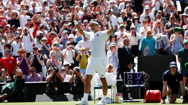 Federer di babak pertama Wimbledon. (Foto: REUTERS/Andrew Boyers)