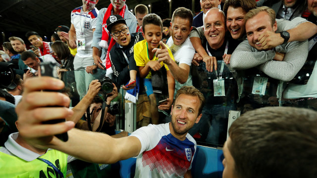 Suporter Inggris (Foto: Reuters/John Sibley)