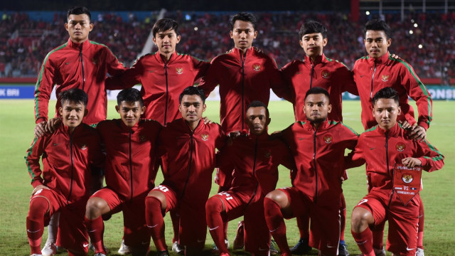 Timnas Indonesia U-19 sebelum pertandingan menghadapi Laos U-19. (Foto: Antara/Zabur Karuru)