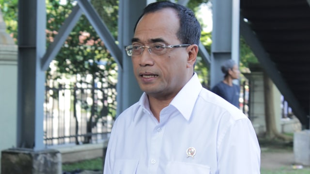 Menteri Perhubungan, Budi Karya Sumadi di Medan Foto: Ade Nurhaliza/kumparan