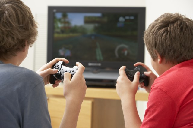 6 Dampak Buruk bila Anak Terlalu Sering Main Video Game (3)