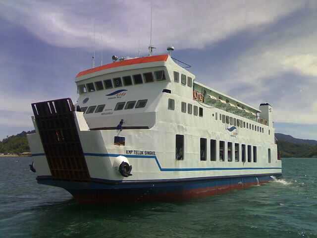  Ridwan Bae Terus Dorong Kemenhub Realisasikan Pembanguna Pelabuhan Ferry di Wakatobi