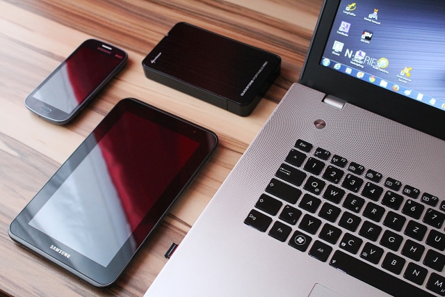 Ilustrasi Ponsel, Tablet, Laptop dan HDD (Foto: Pixabay)
