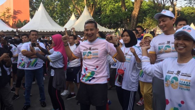 Sandi dan Rini di Antam Gold Run di TMII (Foto: Mohammad Fajri/kumparan)