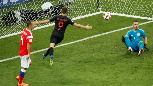 Selebrasi gol Kramaric. (Foto: REUTERS/Christian Hartmann)