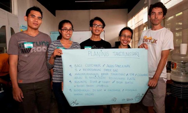 Melawan Plastik di Bali Bersama Komunitas Plastik Detox