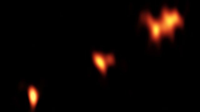 Gambar quasar P352–15,  yang diambil oleh VLBA dari jarak 13 miliar tahun cahaya. (Foto: NRAO/AUI/NSF)