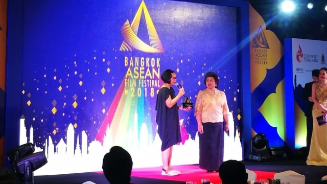 kemenangan film Indonesia Sekala Niskala pada Bangkok ASEAN Film Festival 2018 di Bangkok pada tanggal 5-8 Juli 2018. (Foto: Dok.KBRI Bangkok)