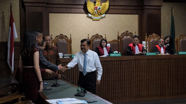 Wakil Presiden Jusuf Kalla, setelah usai menjalani sidang peninjauan kembali. (Foto: Helmi/kumparan)