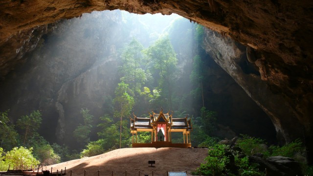 Cantiknya Gua Phraya Nakhon, Thailand  (Foto: dok : ialwaysbluff)