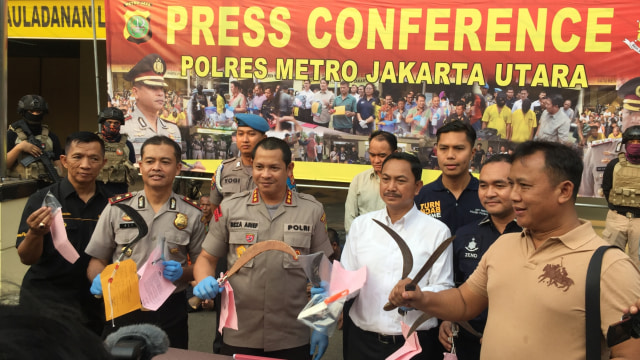 Polres Metro Jakarta Utara tangkap 122 tersangka kejahatan jalanan dalam seminggu. (Foto: Fachrul Irwinsyah/kumparan)