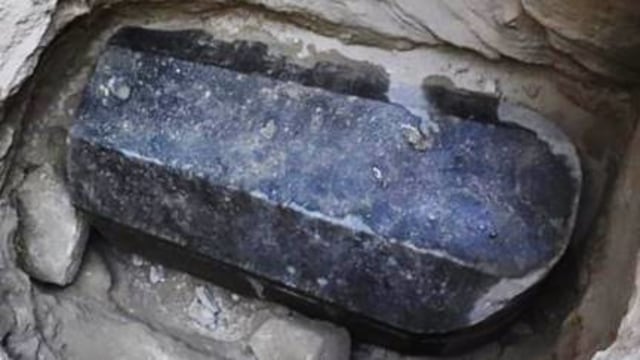 Sarkofagus hitam misterius (Foto: Egypt Ministry of Antiquities)