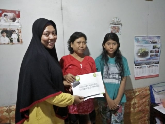 Kehangatan Keluarga Dhuafa, Berjuang Demi Pendidikan yang Layak