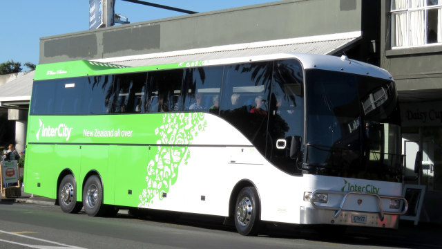 Naik bus di Selandia Baru. (Foto: Flickr/DX 5517)