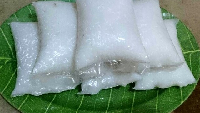 Ilustrasi lontong berbungkus plastik. (Foto: Instagram/@dapurkreasi.id)