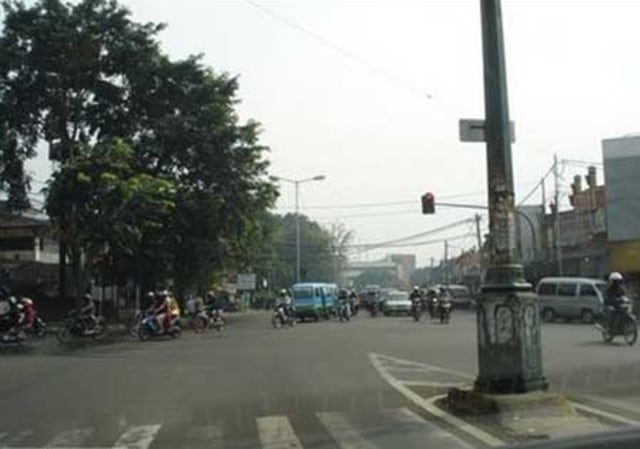 Jalan Simpang Dago dikenal begitu angker di Bandung