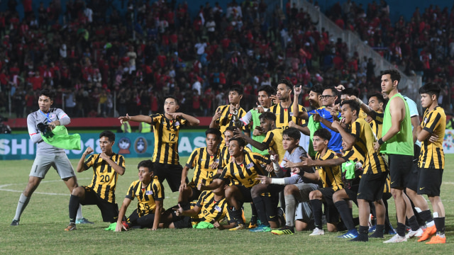 Malaysia U-19 sukses kalahkan Timnas U-19. (Foto: ANTARA FOTO/Zabur Karuru)