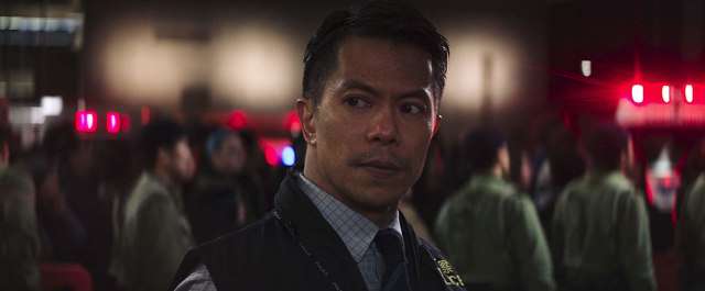 Byronn Mann sebagai Inspector Wu di Skyscraper (Foto: Universal Pictures)