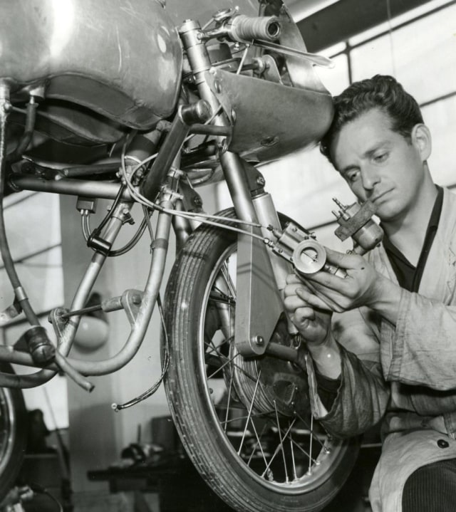 Ernst Degner: Pebalap Asal Jerman Timur yang Membelot ke ...