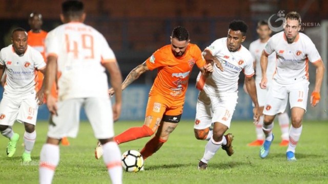 Borneo FC vs Perseru Serui (Foto: Dok. PT LIB)