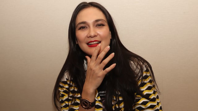 Luna Maya (Foto: Munady Widjaja)