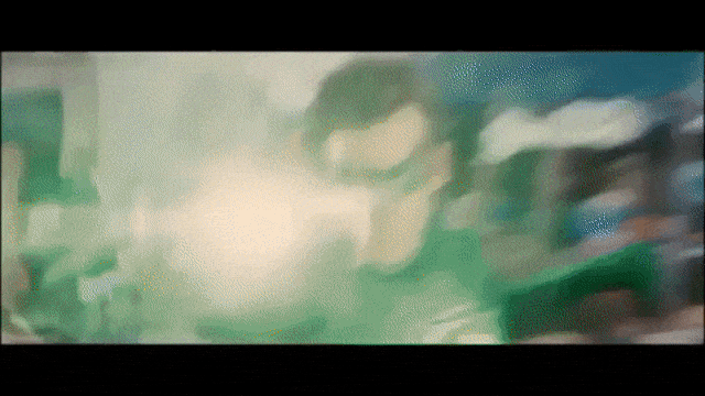 Ryan Reynolds sebagai Green Lantern. (Foto: YouTube/ ScreenJunkies News)