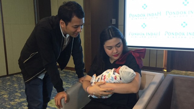 Konpers kelahiran anak pertama Vicky Shu. (Foto: Giovanni/kumparan)