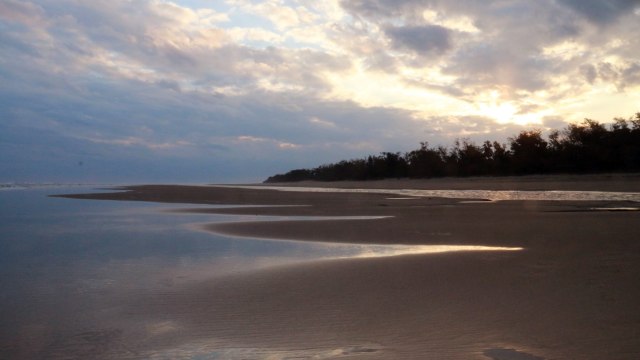 Panorama di Pantai Oetune, NTT (Foto: dok, Wikimedia Commons)