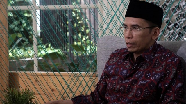 Gubernur NTB TGH Muhammad Zainul Majdi atau Tuan Guru Bajang, saat mengunjungi kantor kumparan, Jakarta. (Foto: Abil Achmad Akbar/kumparan)