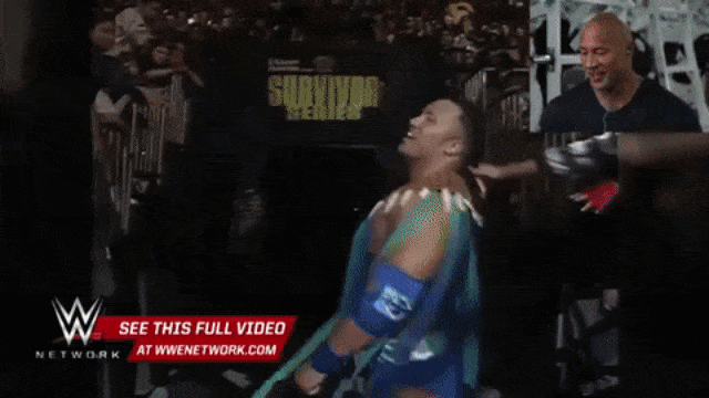 Penampilan pertama Dwayne Johnson di WWE (Foto: YouTube The Rock)