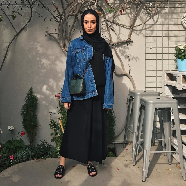 Gaya Berbusana Leena Al Ghouti (Foto: Instagram @leenalghouti)