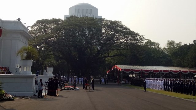 Prasetia Perwira (Praspa) Tentara Nasional Indonesia di Istana Merdeka Jakarta. (Foto: Jihad Akbar/kumparan)