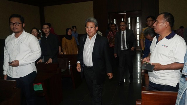 Todung Mulya Lubis bersaksi dalam sidang lanjutan Syafruddin Temenggung di Pengadilan Tipikor. (Foto: Fanny Kusumawardhani/kumparan)