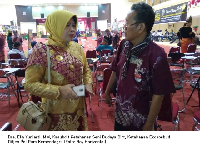 Ayam Yang Bertelur Sapi Yang Punya Nama Kumparan Com