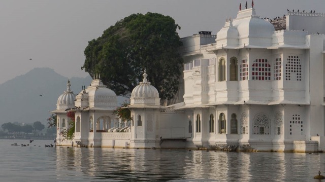 Marmer putih yang menghiasi Taj Lake Palace (Foto:  Flickr / Barbara Griffin Robinson)